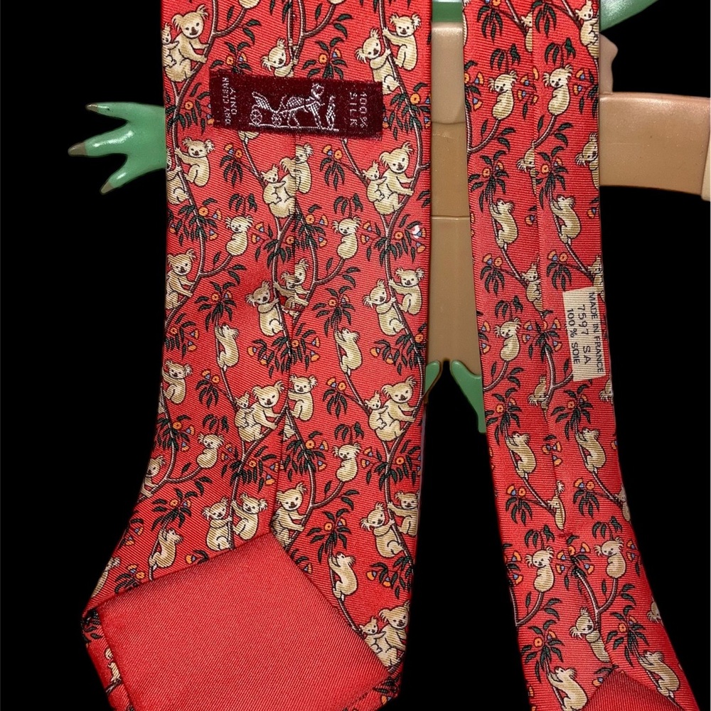HERMES Silk Neck Tie. Koalas ๐จ๐จ - Picture 4 of 6